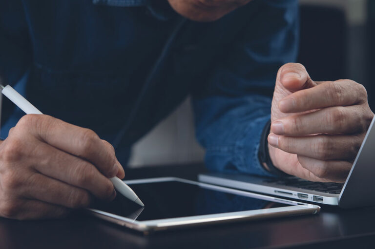 Electric document-signing software – Who should use it