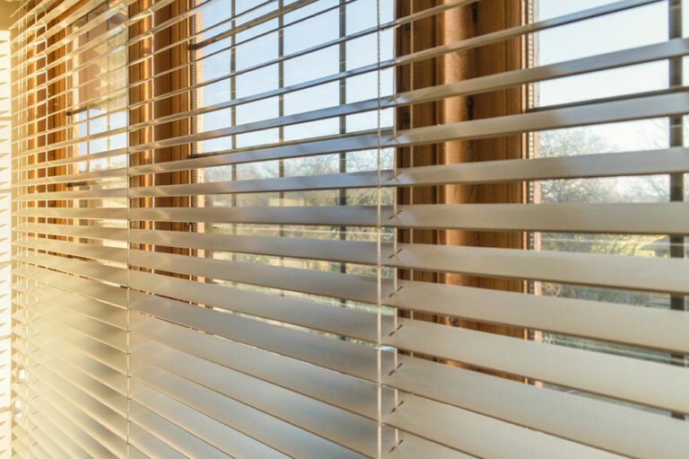 Cleaning window blinds – Key supplies and steps